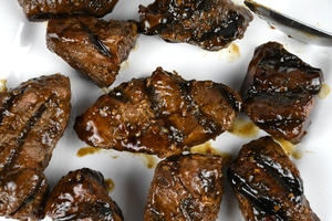 Marinated Tenderloin Tips with Sizzle Sauce